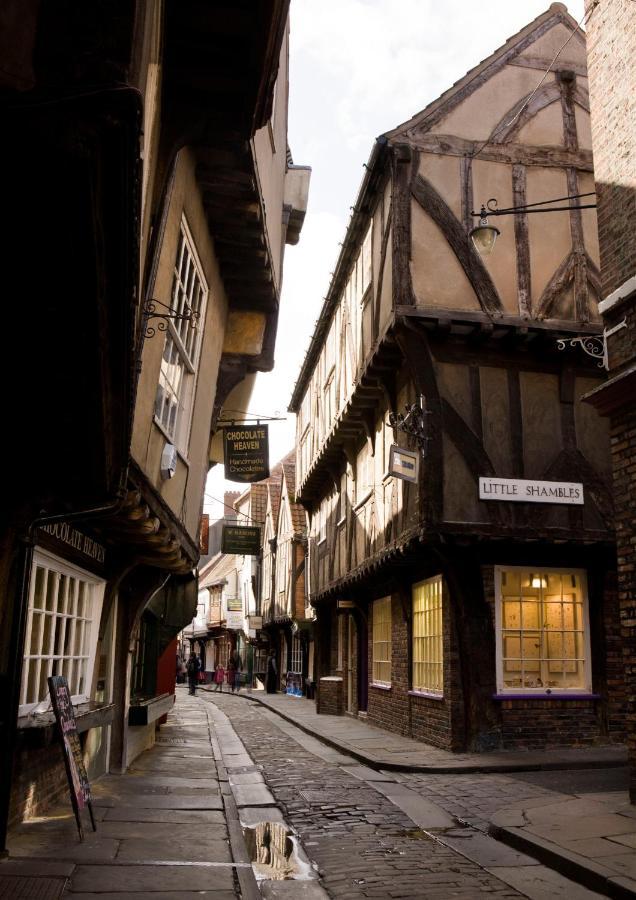 Shambles Suites In The Centre Of York, Sleeps 16 外观 照片